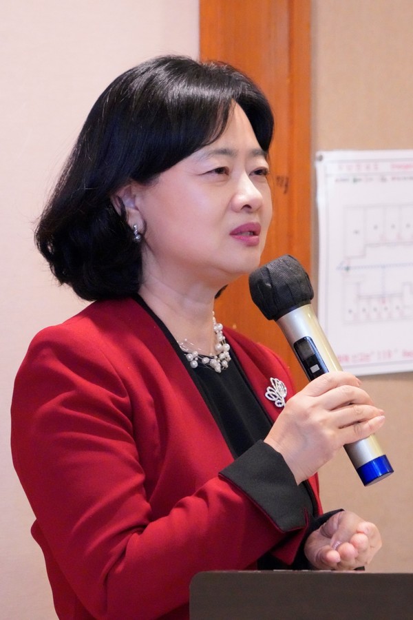 발언하는 정혜선 회장 / 사진 = 한보총 제공. 